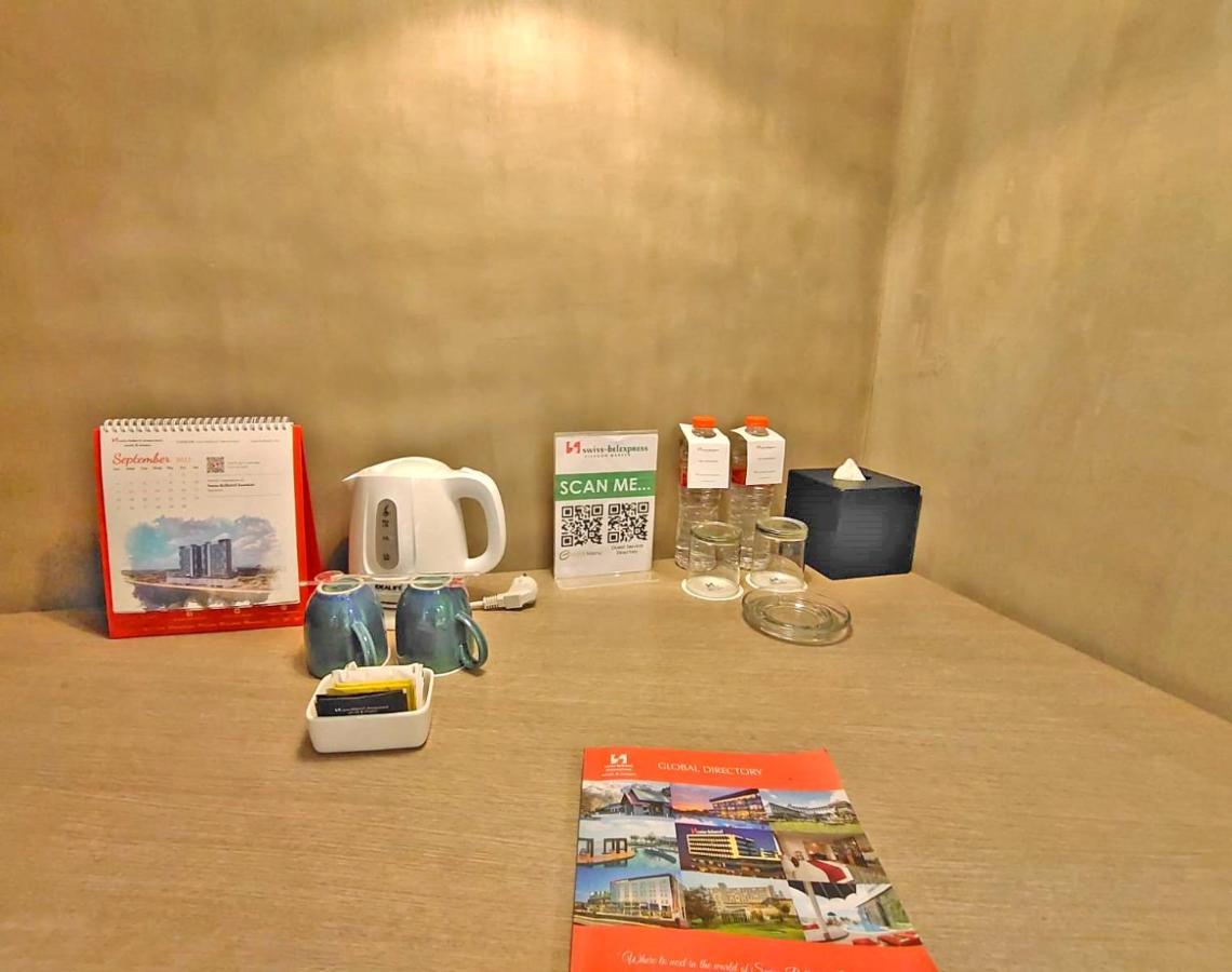 Hotel Swiss-Belexpress Cilegon Extérieur photo