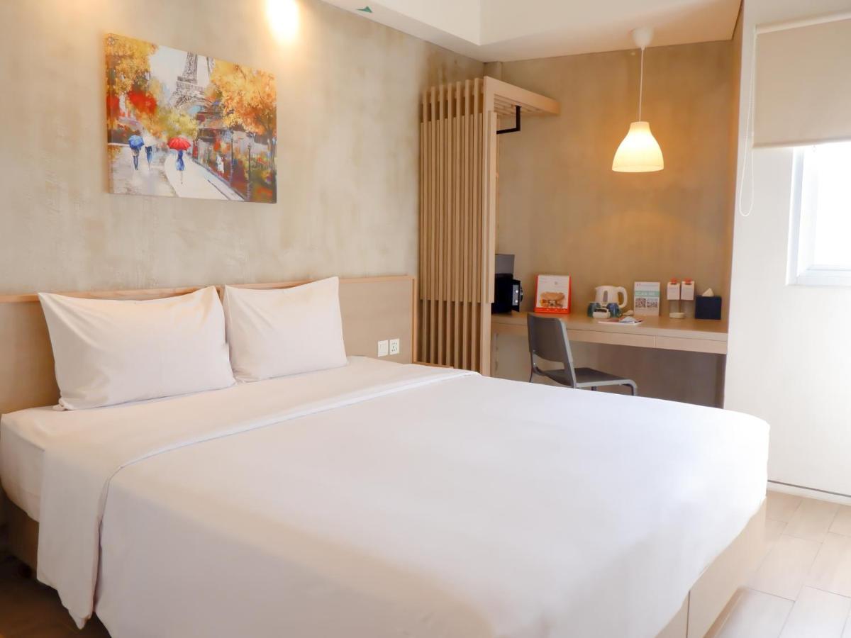 Hotel Swiss-Belexpress Cilegon Extérieur photo